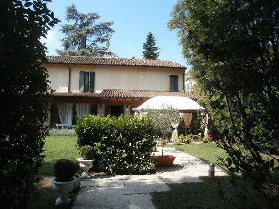 Albergo Dimora Storica Antica Hostelleria Crema Exterior foto