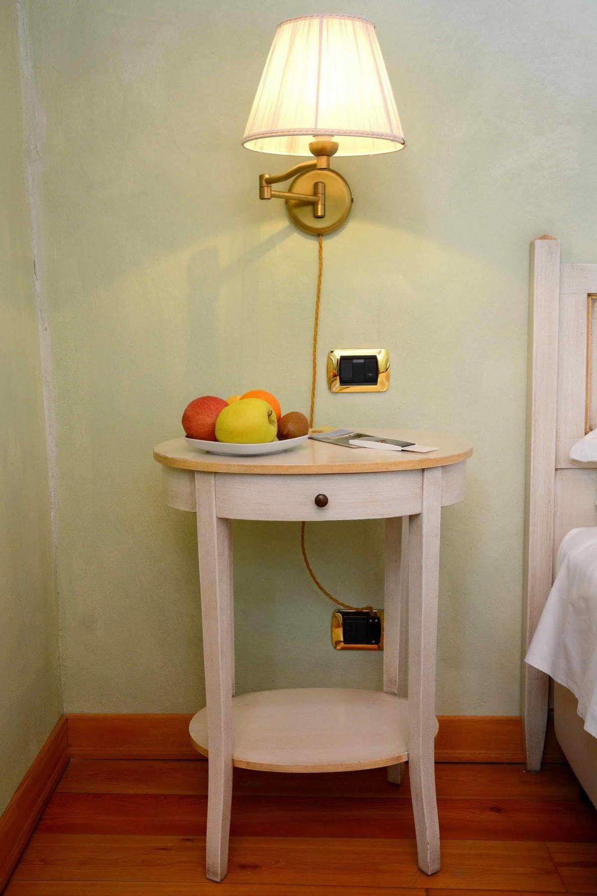 Albergo Dimora Storica Antica Hostelleria Crema Exterior foto