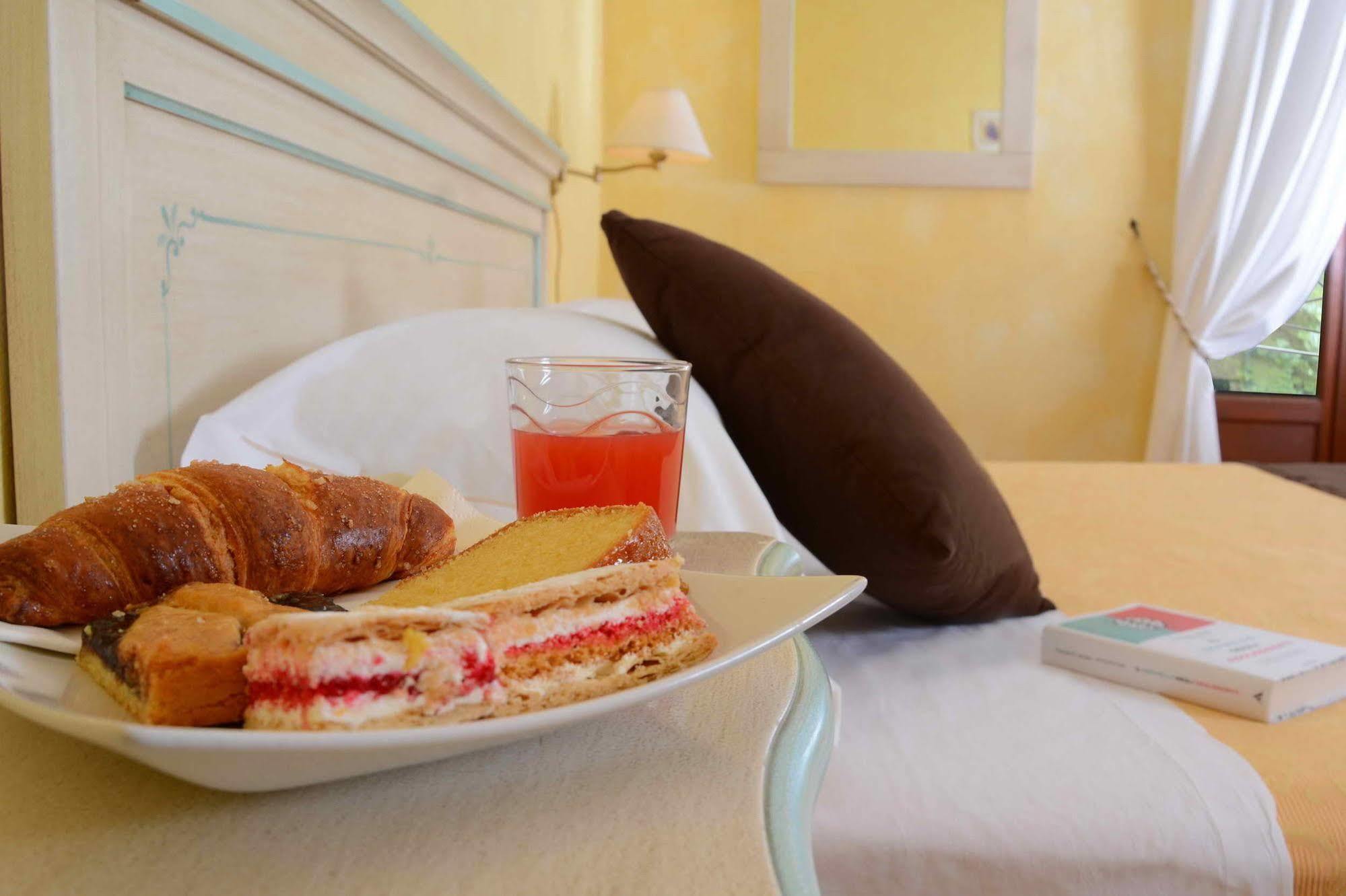 Albergo Dimora Storica Antica Hostelleria Crema Exterior foto