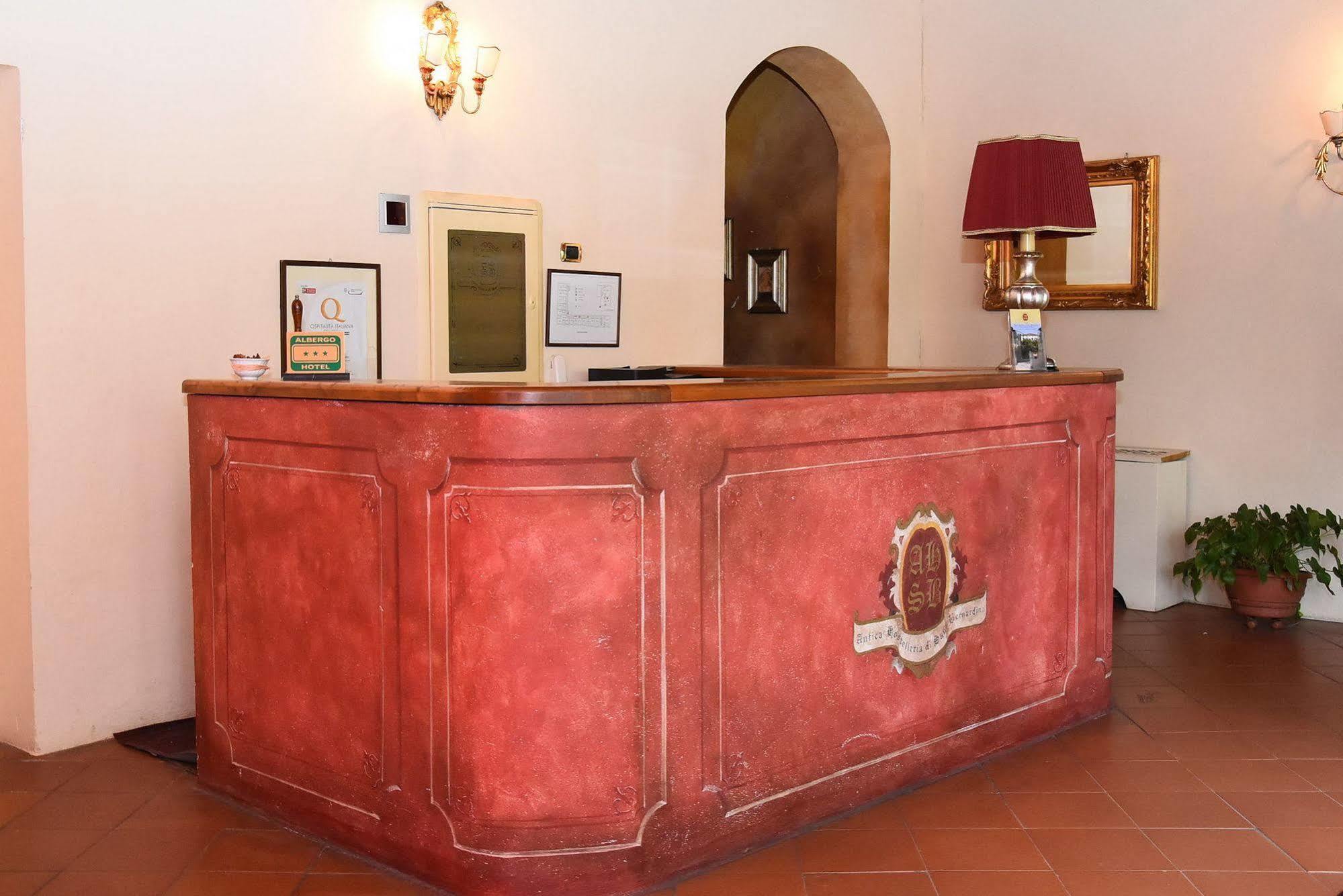 Albergo Dimora Storica Antica Hostelleria Crema Exterior foto